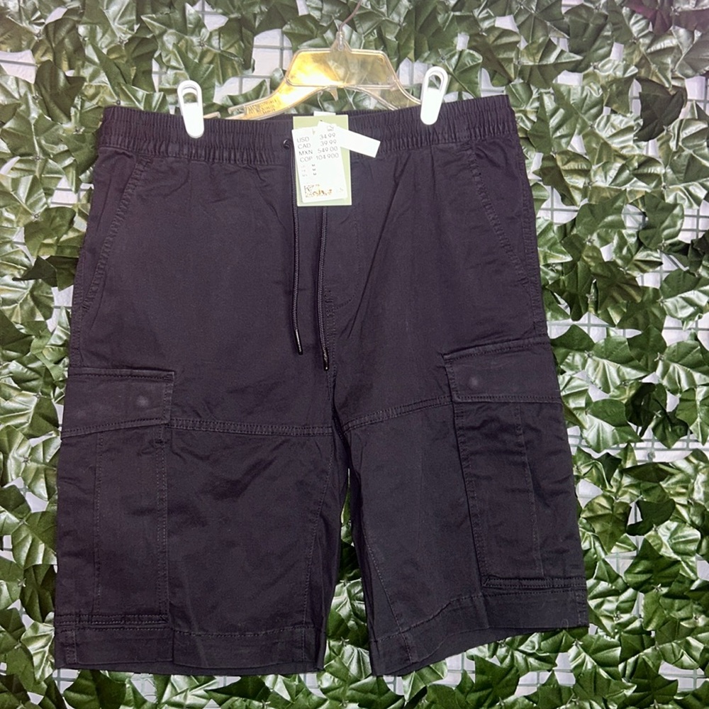 Regular Fit Nylon Cargo Shorts